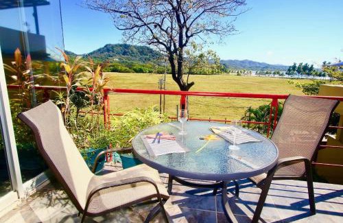 Samara House | Begonia Luxury Beach & Ocean Views, Steps To Sand