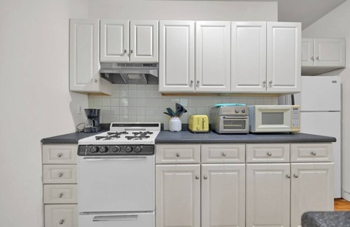 Neighborhood Nine Apartment | Behind harvard law -2BR and close to MIT