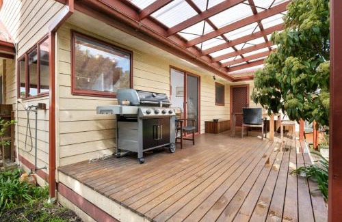Inverloch House | Beilby Beach Cottage