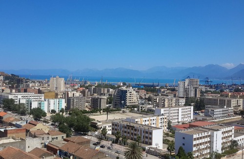 Bejaia Apartment | BEJAIA CENTER-VILLE animated (appt with panoramic views)