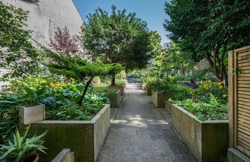 Neuilly-sur-Seine Apartment | Bel Appartement - Bois de Boulogne/fondation Lvmh