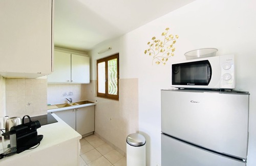 Saint-Tropez City Centre Apartment | Bel Appartement au Coeur du Village de Saint-tropez