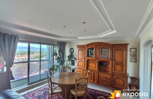 Quartier Saint-Leon Apartment | Bel appartement avec vue splendide sur toute la ville de Colmar - Parking gratuit