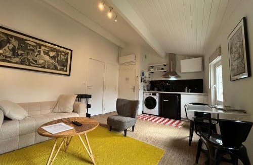 Bessines Apartment | Bel appartement, Oiseau 1