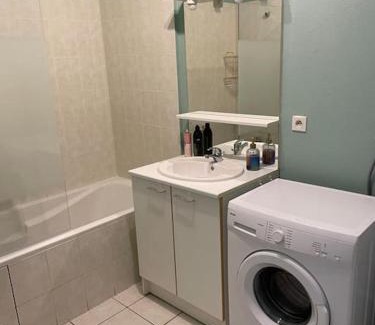 Vesoul Apartment | Bel appartement proche gare - WiFi - parking