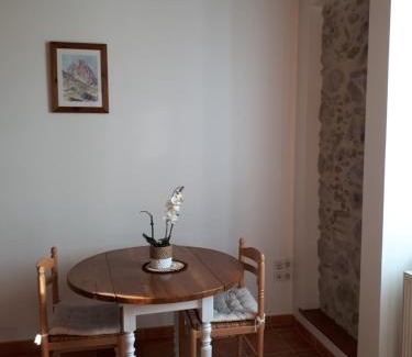 Pouzac Apartment | Bel appartement rénové dans maison bigourdane