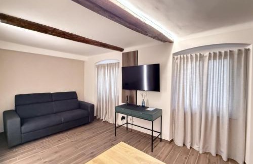 Pegli Apartment | Bel Fiore Elegant Apartment