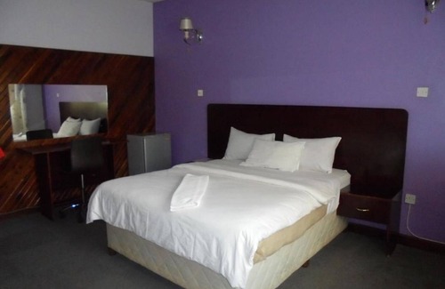 Ndola Cabin | Belden s Nest Lodge