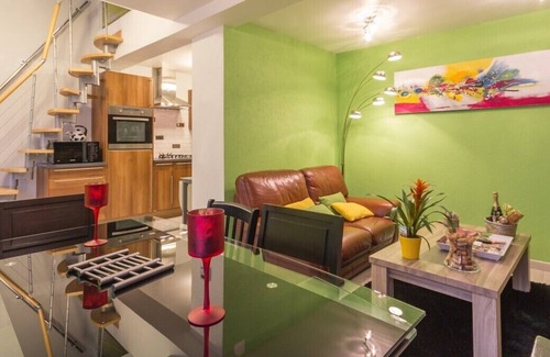 Beaune House | BELENA GOLD COAST - BEAUNE