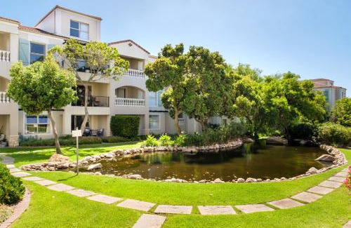Century City Apartment | Belina - Bougain Villas Premier