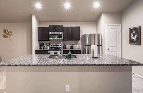 Lubbock House | Bell Farms Bungalow - 3BR/2BA - New Construction