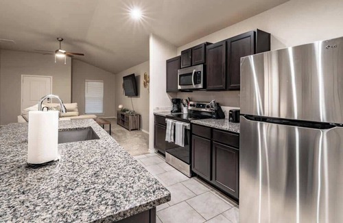 Lubbock House | Bell Farms Bungalow - 3BR/2BA - New Construction
