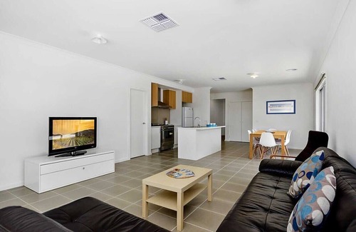 Ocean Grove House | Bella Bellarine I Family Friendly Vacation