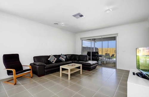 Ocean Grove House | Bella Bellarine I Family Friendly Vacation