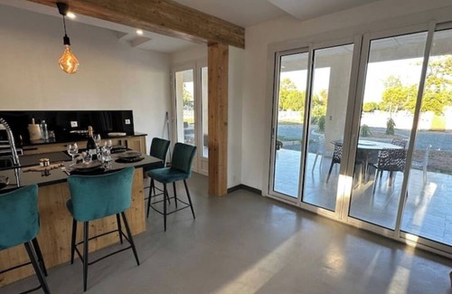 Borgo Villa | Bella Dona by Santa Maria | Wi-Fi, Air Conditioning, Beach