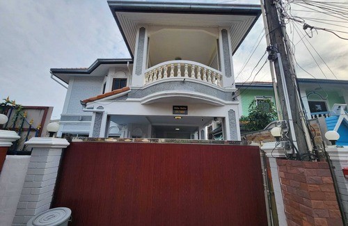Nong Prue Villa | Bella-Large 5BR 4 Family&Singles-BBQ,Karaoke&Pool