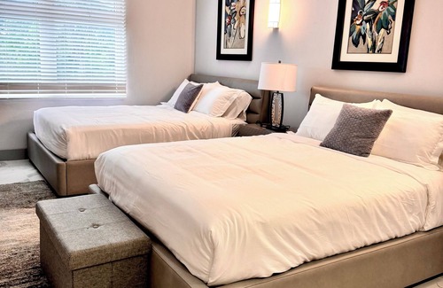 Nassau Hotel | Bella Signature Suites