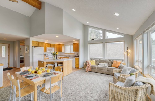 Neahkahnie Beach House | Bella Sol by AvantStay | Ocean Views + Game Room
