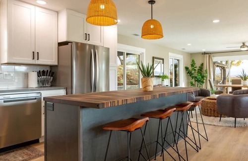 Paso Robles House | Bella Vista- Paso Wine Country with Vineyard Views