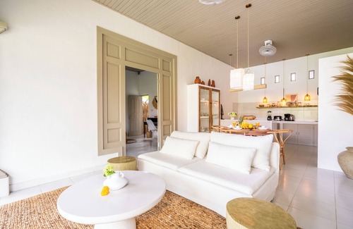 Sunset Road Villa | Bella Villa, Unique 2 Bedroom Villa in Seminyak
