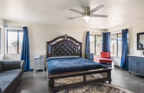 Yucca Valley House | Bella Vista 5 acre compound immersive experience 500 5 star reviews on AirBnb.