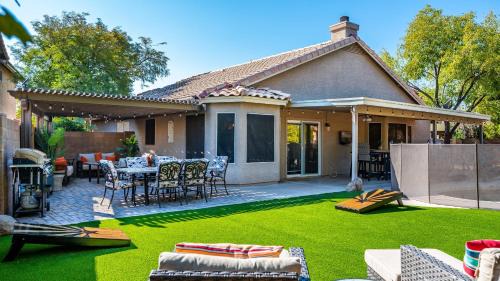 Dobson Woods House | Bella Vista by AvantStay Pool w Waterslide