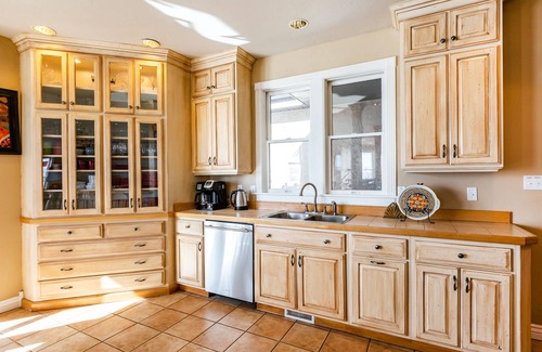 Silver Summit House | Bella Vista Estate Sleeps 21