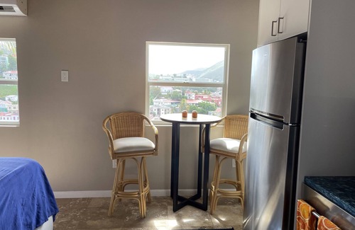 Estate Queens Quarter Villa | Bellavista Poolside Suite