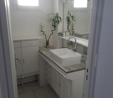 Auxerre Apartment | Belle Appartement