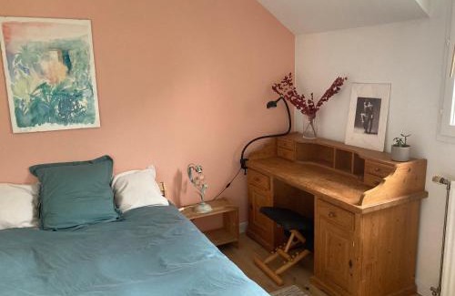 Vaureal House | Belle chambre privée Cergy (dans le golf) proche RER A