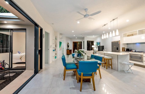 Palm Cove House | Belle Escapes Beach Edge