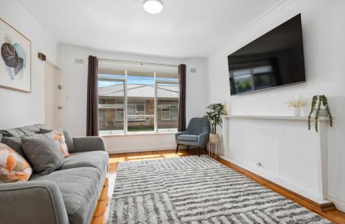 Glenelg South Apartment | Belle Escapes - Broadway by The Beach