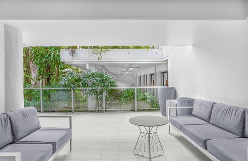 Palm Cove Apartment | Belle Escapes Drift Beachfront Resort Suite 4101