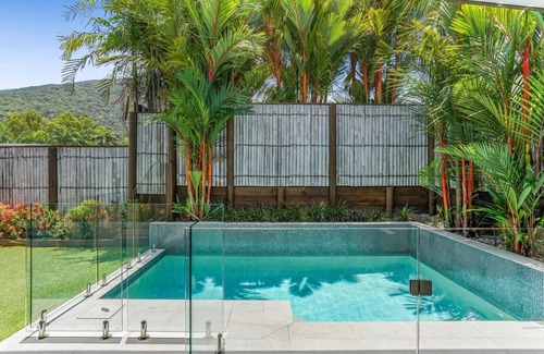 Palm Cove House | Belle Escapes Havenly Luxury Villa Palm Cove