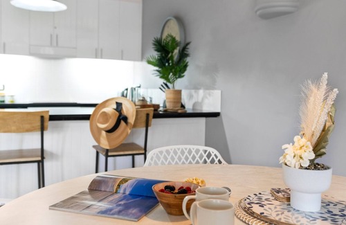 Palm Cove Apartment | Belle Escapes Poolside Ground Floor Suite 41 Alamanda Palm Cove