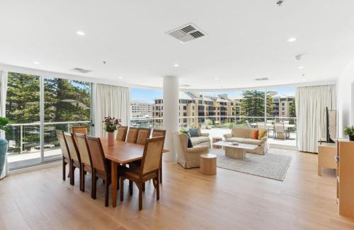 Glenelg Apartment | Belle Escapes - Sea the Views
