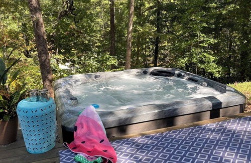 Gainesville House | Belle Haven Cottage at Lake Lanier
