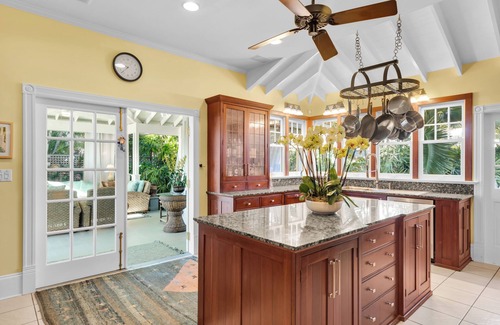 Meadows House | BELLE MAISON ~ 5 BR/3 Ba Home w/Pool/Spa in The Meadows!