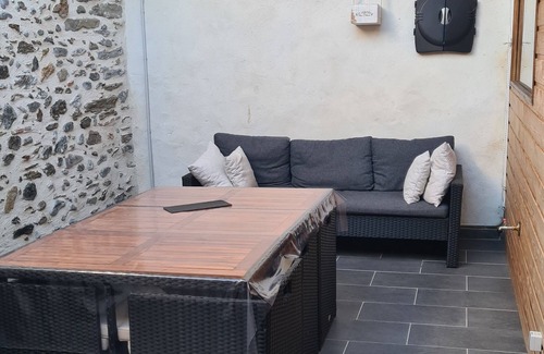 Bouleternere House | Belle Maison Atypique Nichée Dans les Remparts