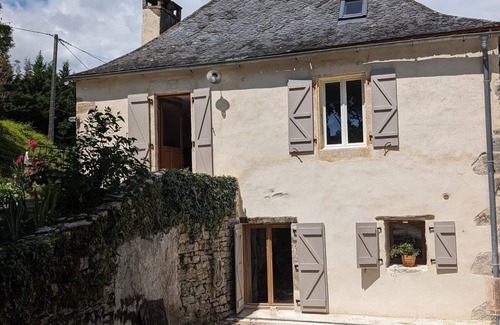 Martel House | Belle Maison de Vacances Avec Piscine au Cœur de la Vallée de la Dordogne