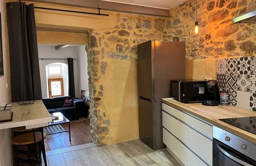 Fons House | Belle Maison en Pierre 8 Pers. Avec Spa, Bien Située en Ardèche Méridionale