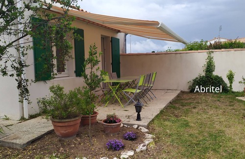 Sainte-Marie-de-Re House | Belle Maison de Plain-pied, Calme, Proche Commerces et Plage