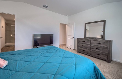 Medina Valley House | Belle Rose New Modern Home at Luckey Ranch. Close to Lackland Air Force Base!