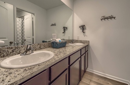 Medina Valley House | Belle Rose New Modern Home at Luckey Ranch. Close to Lackland Air Force Base!