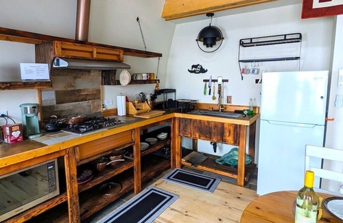 Kooskia Cabin | Belle's Bunkhouse, Arched cabin featured on YouTube, mountain & valley views