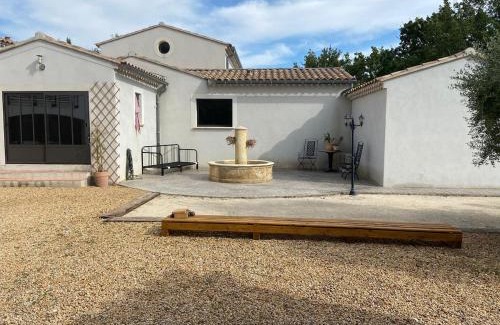 Laudun House | Belle villa contemporaine avec piscine