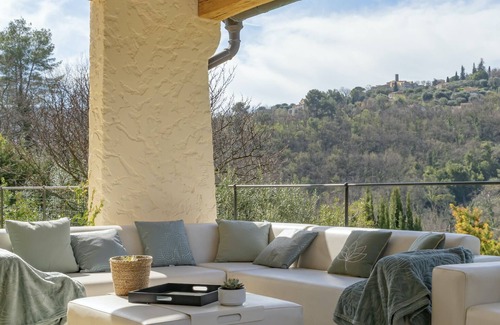 Le Bar-sur-Loup Villa | Belle Villa Climatisée Avec Piscine