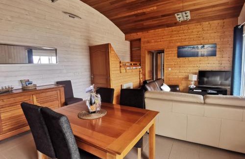 Le Conquet House | Belle vue Pointe St Mathieu, piscine chauffée, 100 m plage et GR34