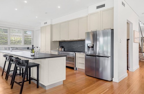 Pokolbin House | BELLEVIEW HUNTER - THE VINTAGE HOLIDAY HOUSES