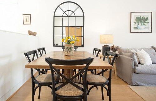 Bellevue Hill Apartment | Bellevue Beauty